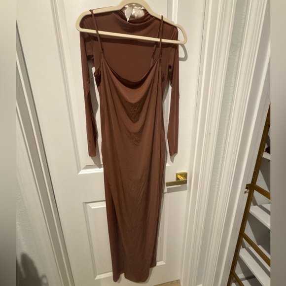 2 NWT Skims Dresses Milky Sheer Mock Neck Long Sleeve & Low Back Sleeveless - Picture 1 of 16